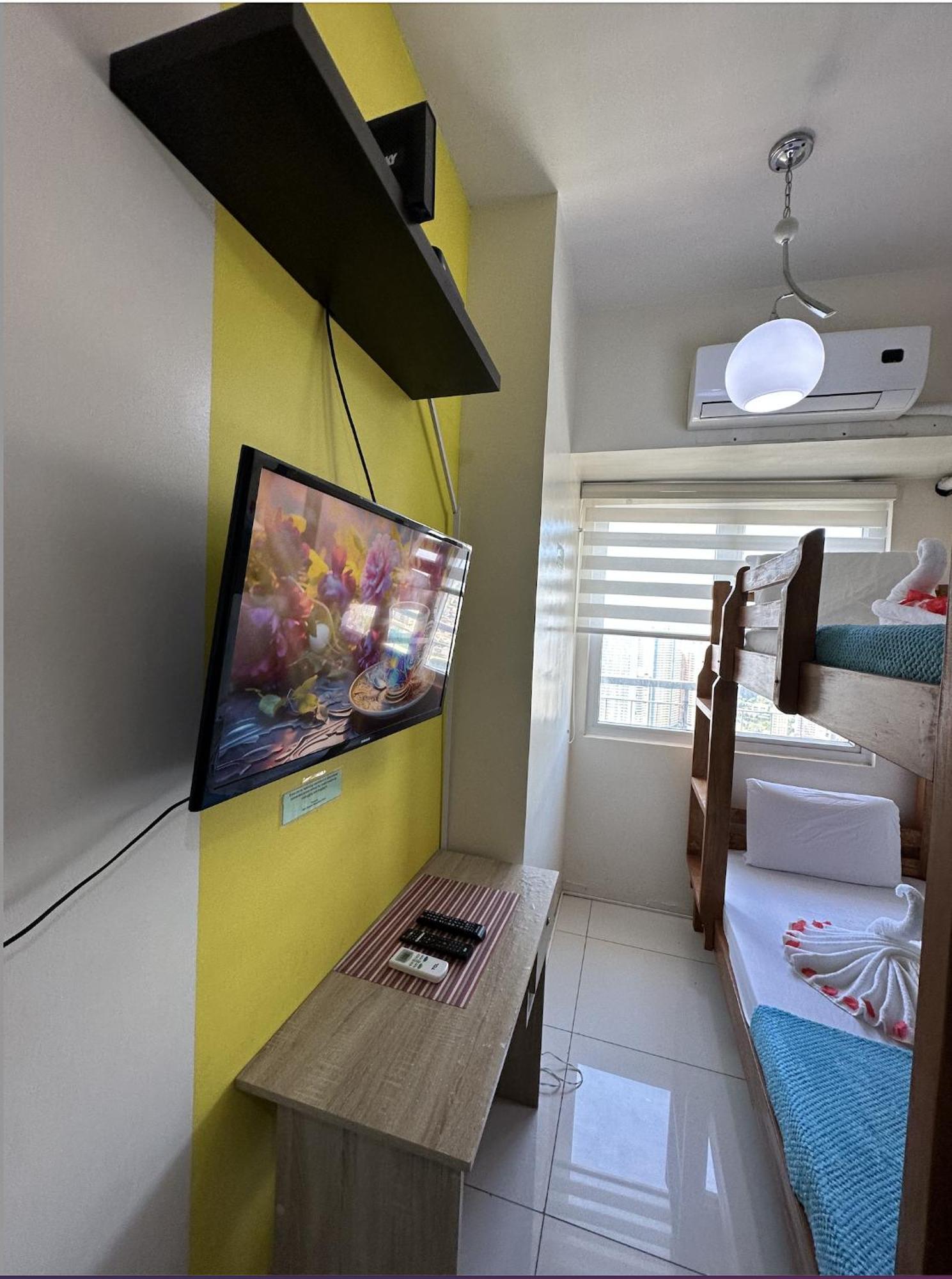 Green Residences Stays By Pbyy Manila Bagian luar foto